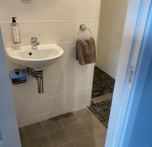 Люкс Кровать Кинг, Coral Gables Guesthouse & Campsite