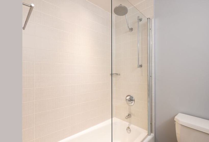 Номер Executive, Courtyard By Marriott New York Jfk Airport