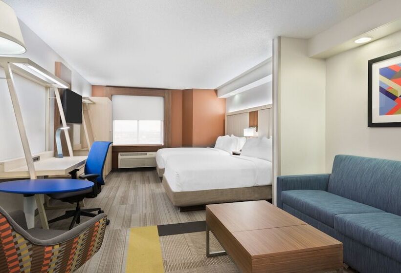 스위트, Holiday Inn Express & Suites   Nearest Universal Orlando, An Ihg