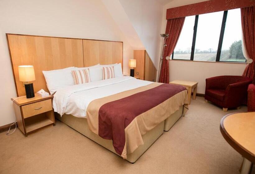 Номер Стандарт, La Mon Hotel & Country Club