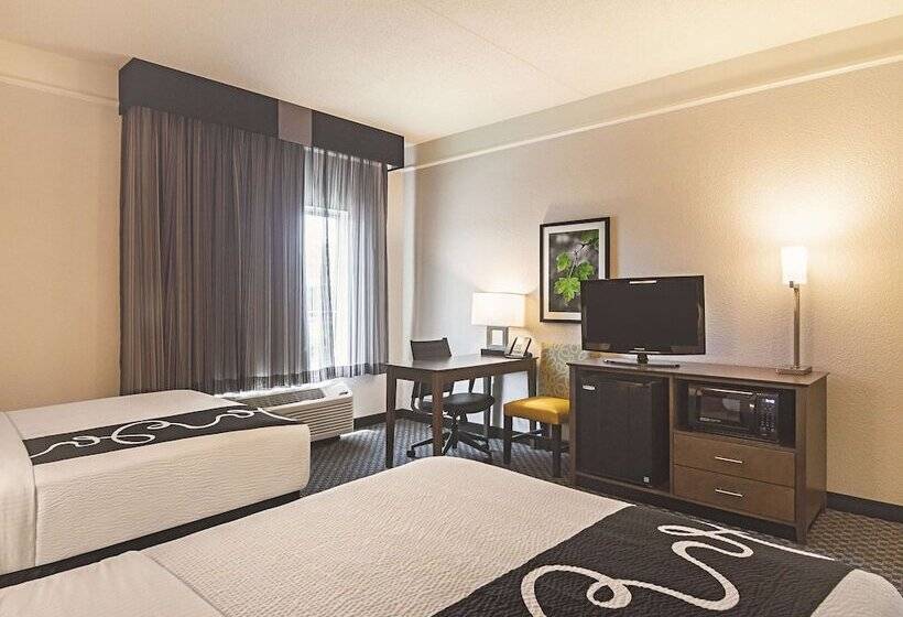 Номер Стандарт 2 Двуспальные Кровати, La Quinta By Wyndham Oklahoma City   Nw Expwy