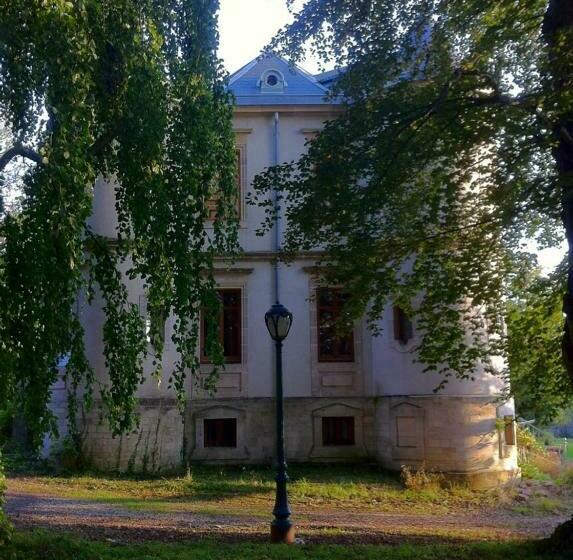 Номер Стандарт Вид на Сад, Le Château De Conde En Barrois