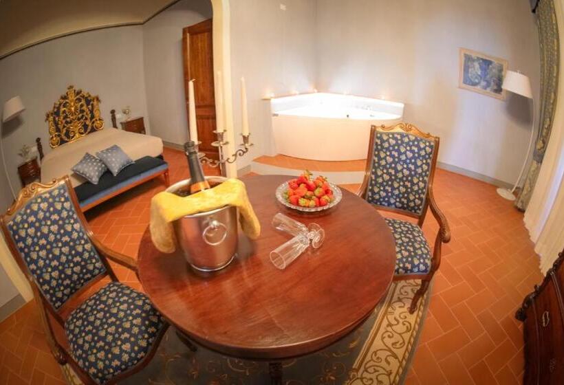 Люкс с гидромассажем, Relais Villa Poschi