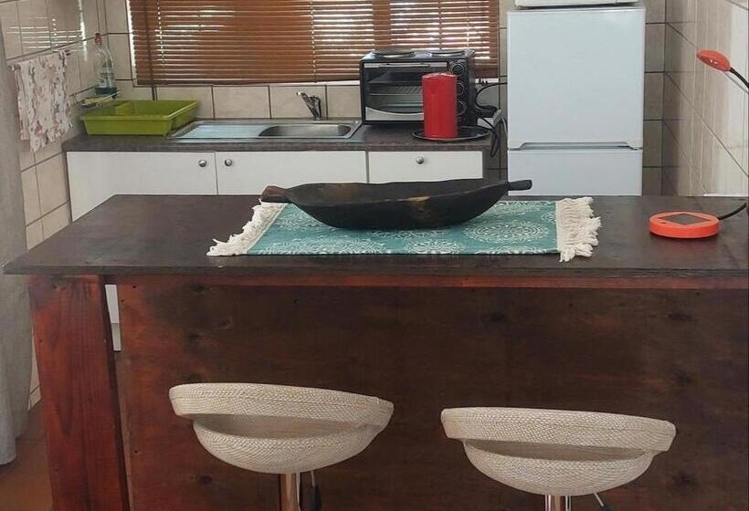 Семейное Студио, Geluksdam Guest House