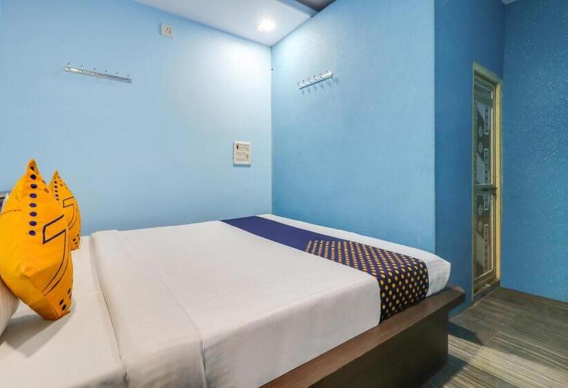 Трехместный Номер Классика, Spot On Hotel Lake City