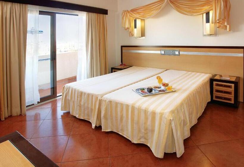 2 Bedroom Apartment with Views, Apartamento Paraiso De Albufeira