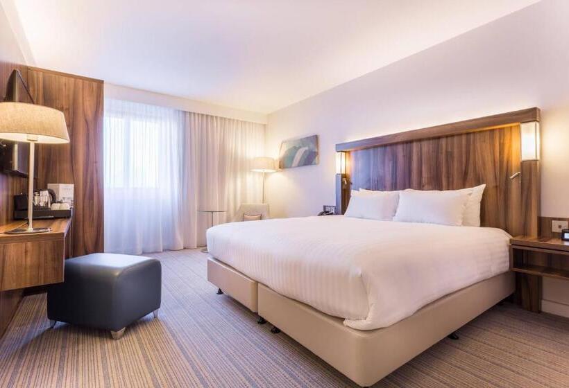 Номер Executive Кровать Кинг, Courtyard By Marriott Glasgow Airport