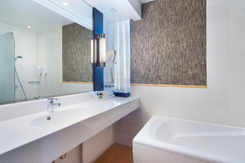 Номер Executive Кровать Кинг, Holiday Inn Helsinki City Centre, An Ihg