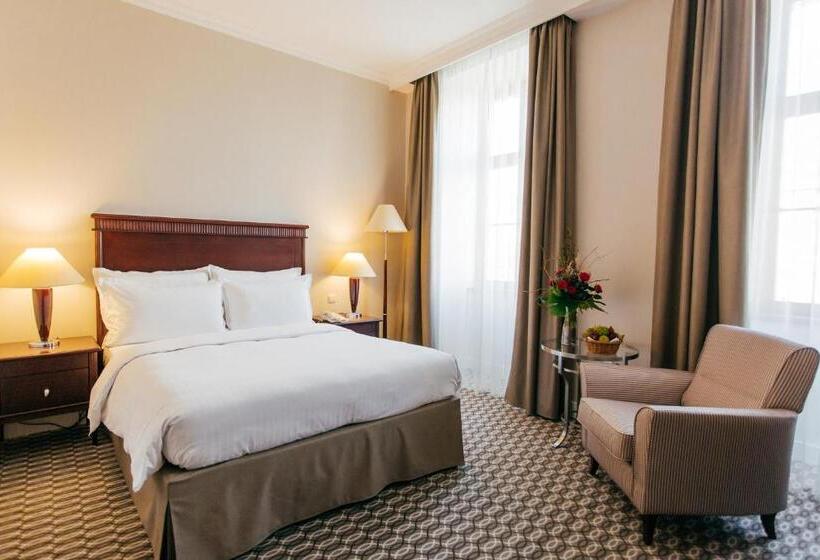 اتاق سوپریور با چشم‌انداز, Radisson Blu Carlton Hotel, Bratislava