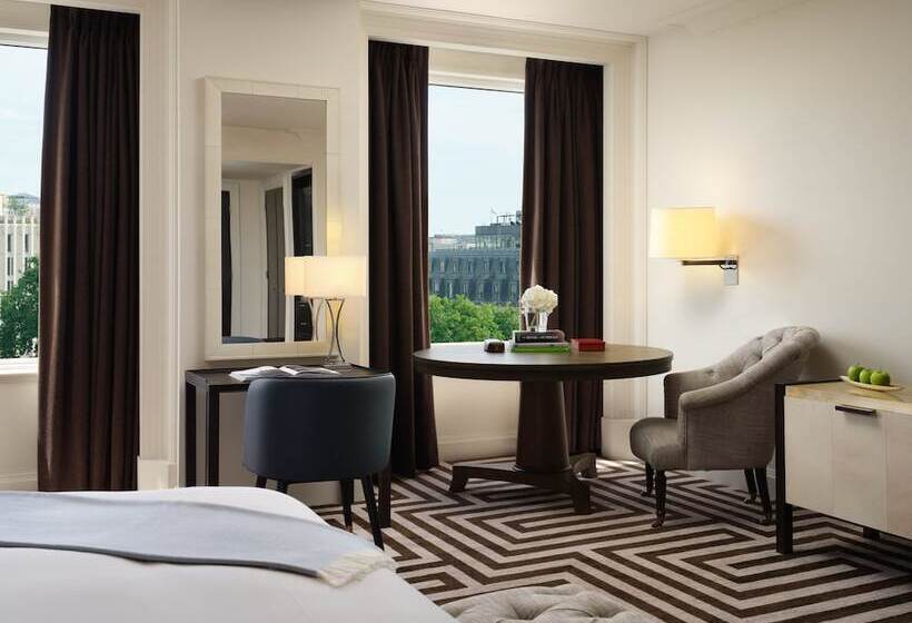 Номер Executive, Rosewood London