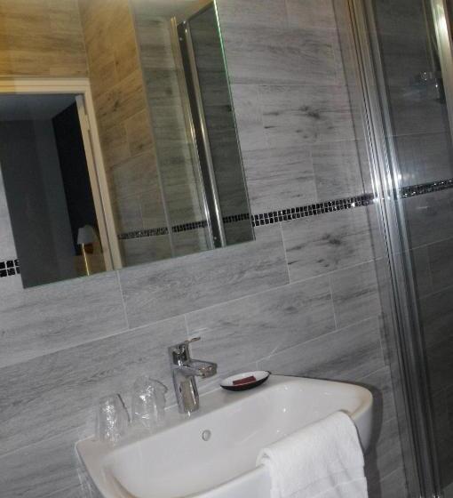 Номер Стандарт, Hôtel De Paris