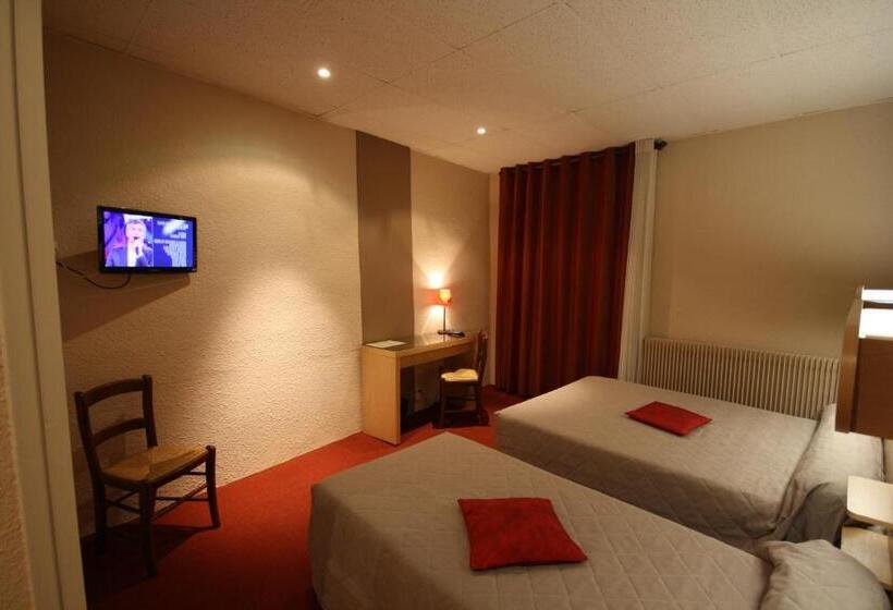 Номер Стандарт Трехместный, Logis Hotel L Ange Couronne
