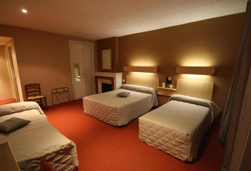 Четырехместный Номер Стандарт, Logis Hotel L Ange Couronne