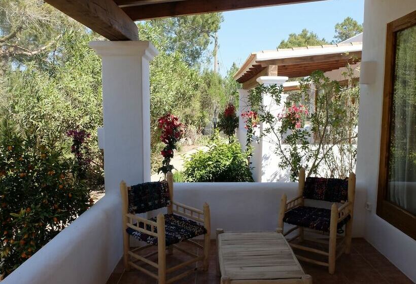 Бунгало Стандарт, Can Vistabella Boutique Resort
