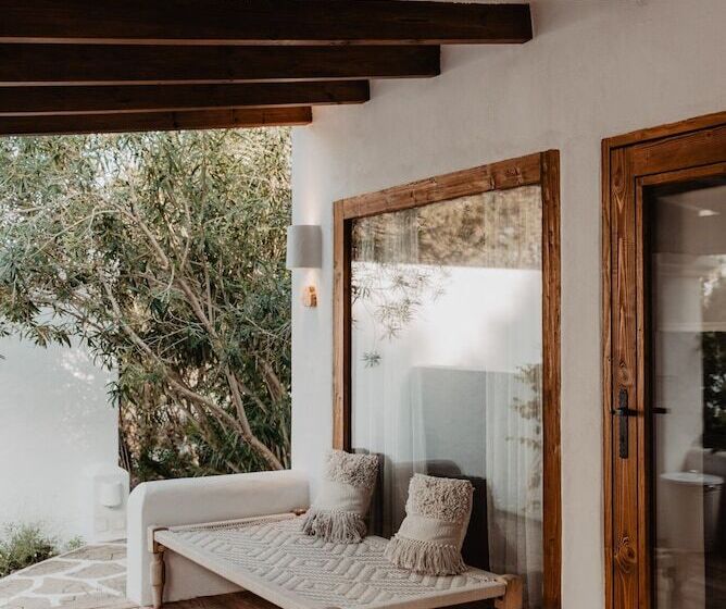 Бунгало Стандарт, Can Vistabella Boutique Resort