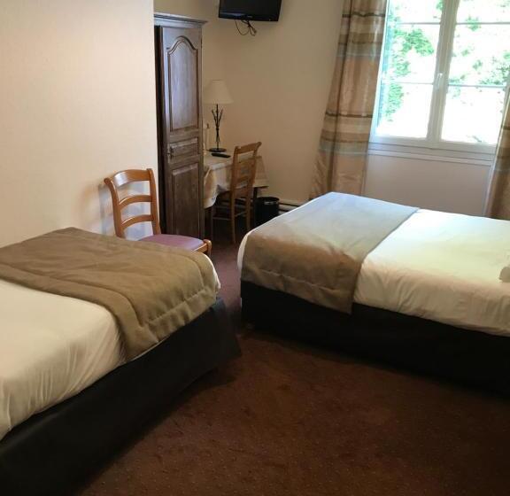Трехместный Номер Комфорт, Hostellerie De Pavillon Sainthubert