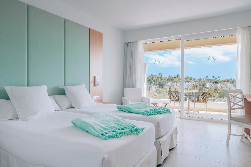 חדר סטנדרט נוף לים, Iberostar Waves Playa Gaviotas - All Inclusive