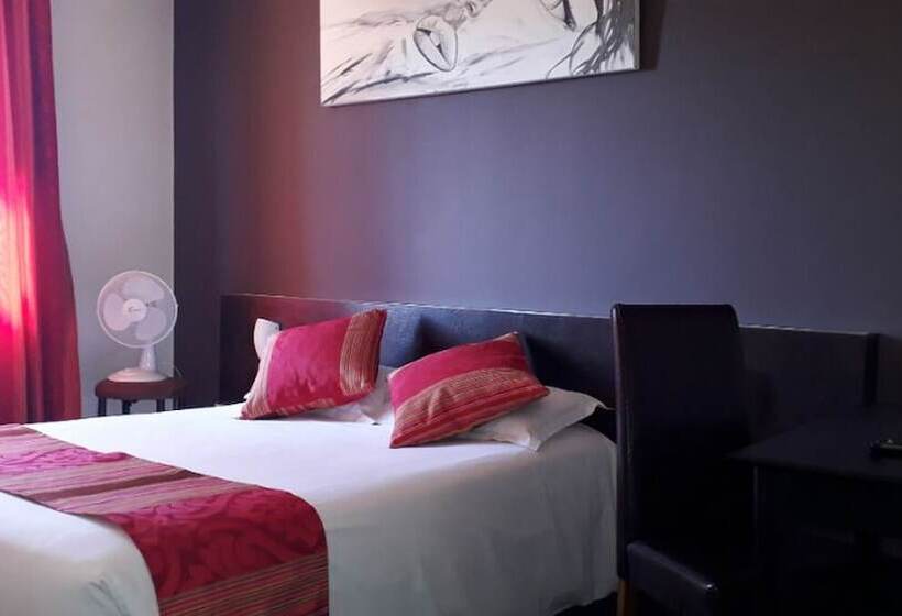 اتاق استاندارد, Le Merle Blanc Hôtel Logis