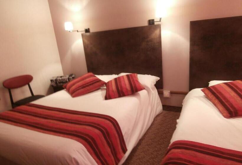 اتاق استاندارد سه نفره, Le Merle Blanc Hôtel Logis