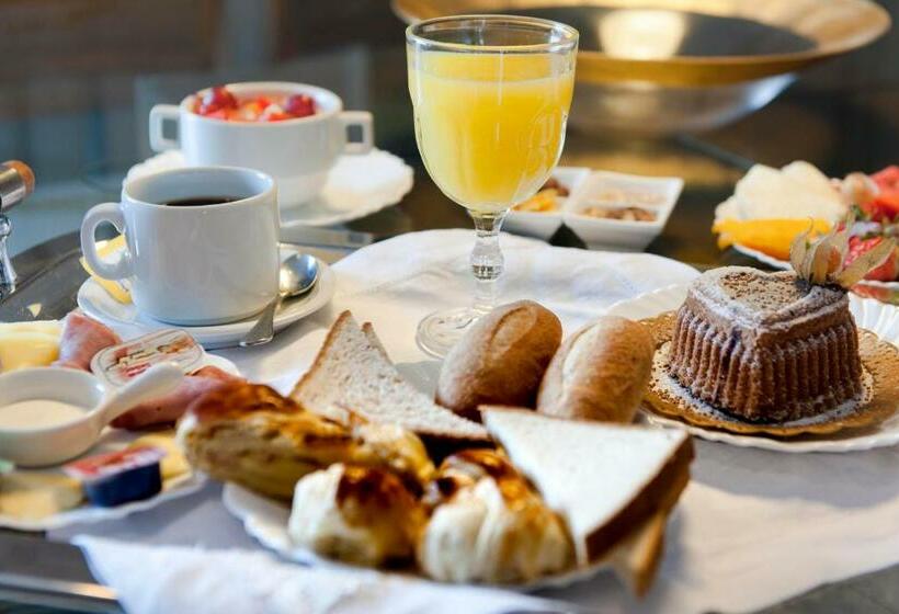Семейный Номер, Comfort Hotel Fortaleza