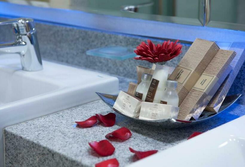 Королевский Люкс, Comfort Hotel Fortaleza