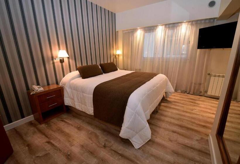 舒适套房, Gran Hotel Skorpios