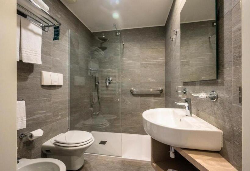 Номер Стандарт Трехместный, Airport Hotel Bergamo