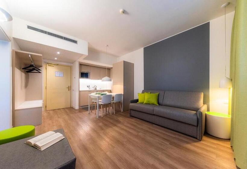 Апартаменты 1 Спальня, Airport Hotel Bergamo