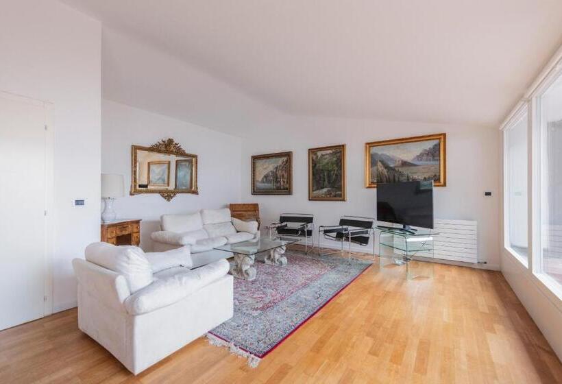 1 Bedroom Apartment Lake View, Centrale