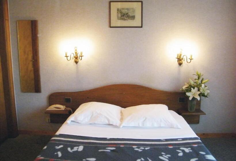 Номер Стандарт, Le Chalet   Hotel Restaurant
