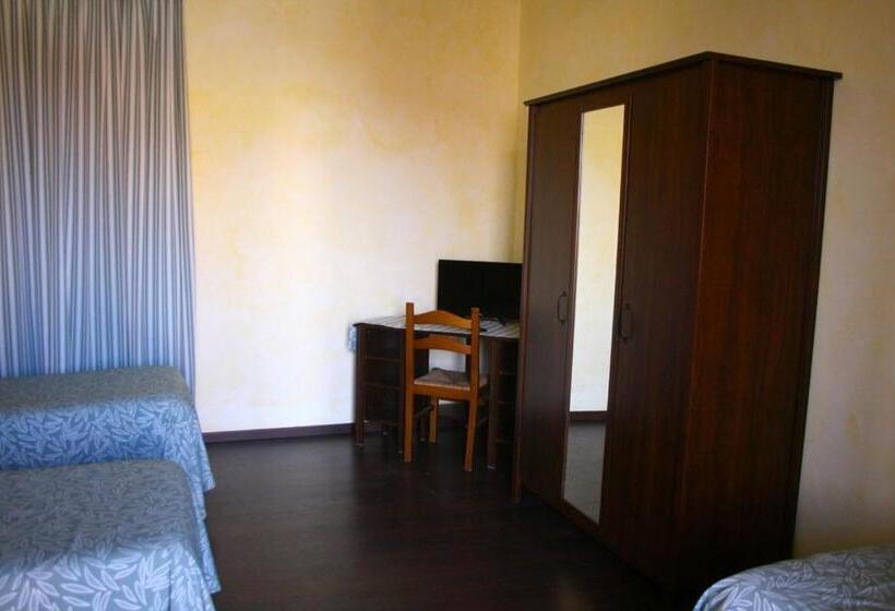 스탠다드 룸, Albergo Vecchio Pavone