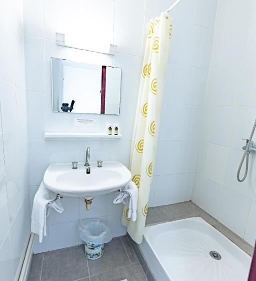 اتاق اکونومی, Le Clos Grand