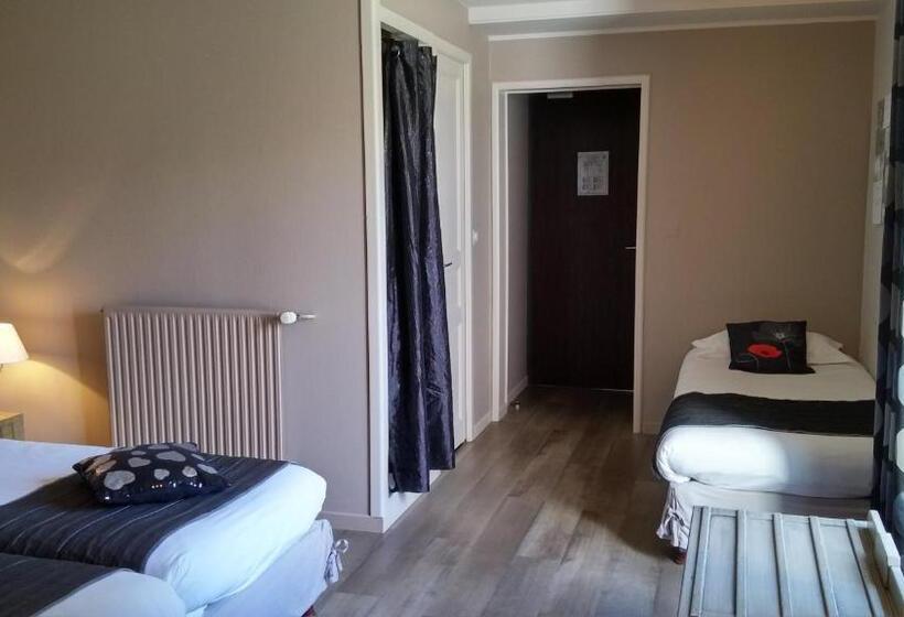 Четырехместный Номер Стандарт, Logis Hôtel La Grassinais Saint Malo