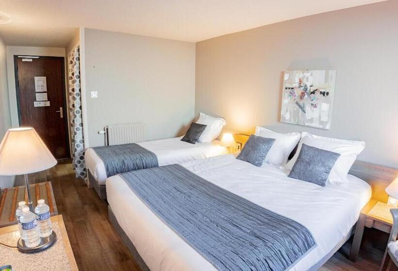 Трехместный Номер Классика, Logis Hôtel La Grassinais Saint Malo