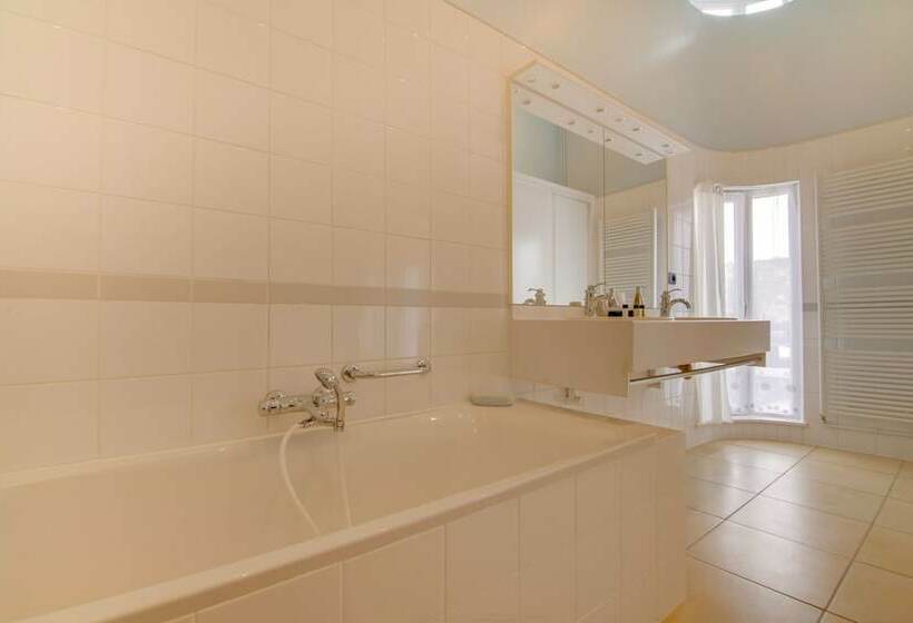 اتاق لوکس, Maison D Hotes La Villa Des Ducs Barleduc