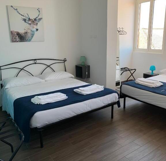 اتاق استاندارد چهار تخته, Mambo Suites