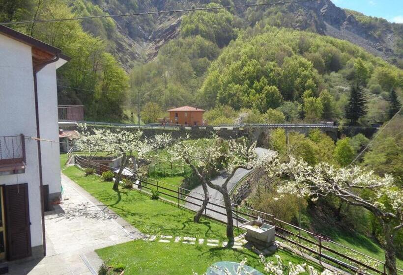آپارتمان 1 خوابه با چشم‌انداز, B&b La Bredia