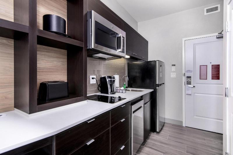 מיטת קינג בסוויטה, Towneplace Suites By Marriott Houston Hobby Airport