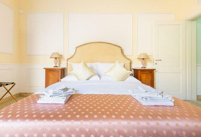 اتاق استاندارد, Dimora Le Tre Muse Guesthouse