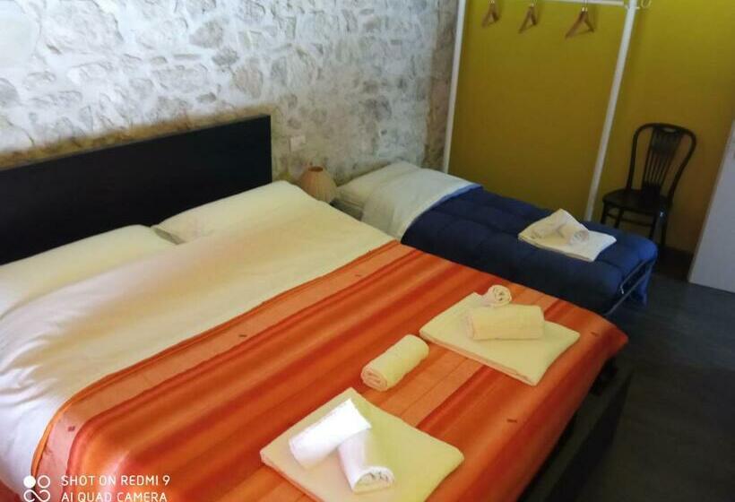 غرفة قياسية, B&b Mosca Bianca
