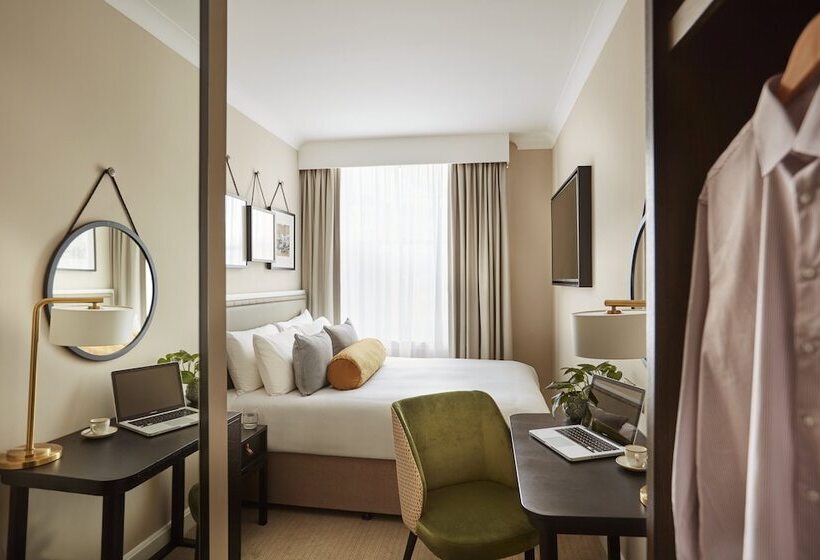 Индивидуальный Номер Классика, The Clermont London Victoria