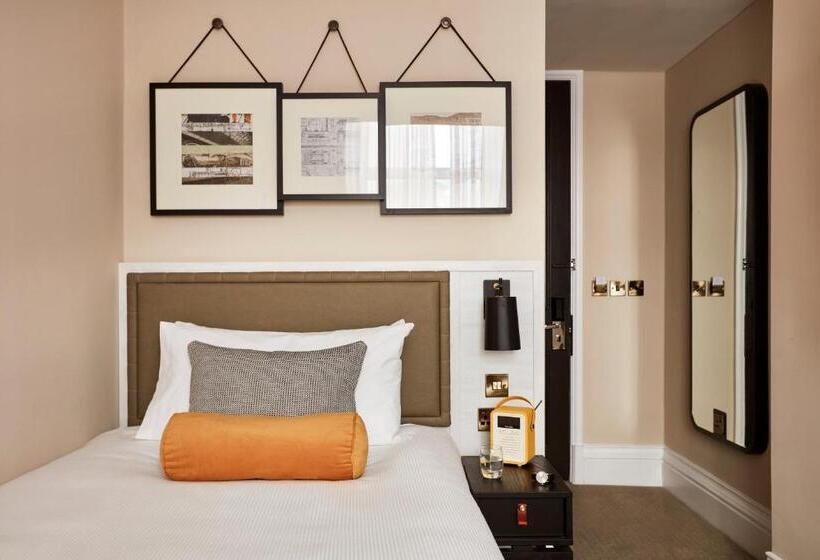 Индивидуальный Номер Классика, The Clermont London Victoria