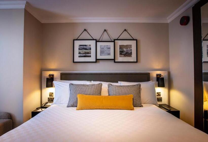 Quarto Clássico Cama King, The Clermont London Victoria