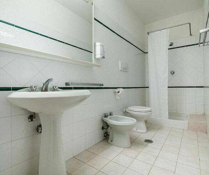 Кровать в Многоместном Номере с Общей Ванной, Tuscany Working Hostel