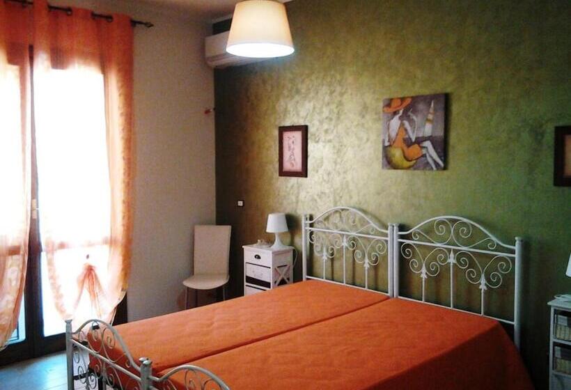 带阳台的豪华间, B&b La Coccinella