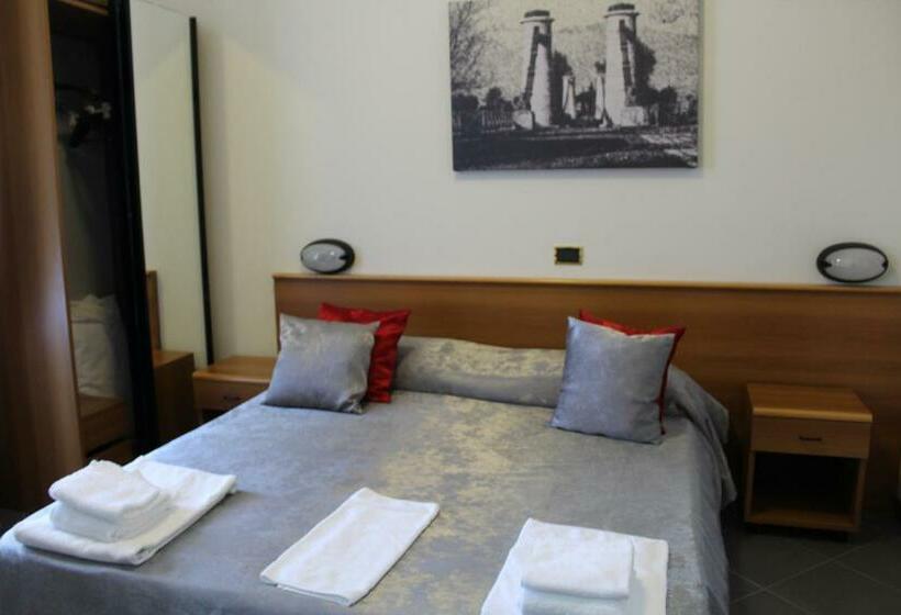 Четырехместный Номер Классик, Il Postiglione Hotel   Sala Ricevimenti Minturno