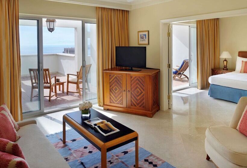 سوییت با چشم‌انداز دریا, Movenpick Resort & Residences Aqaba