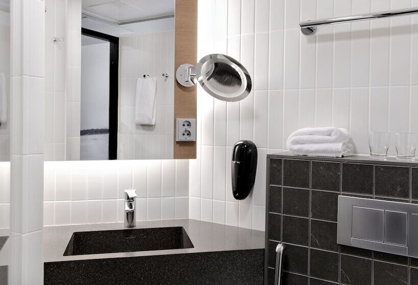 Номер Стандарт, Radisson Blu Hotel Espoo