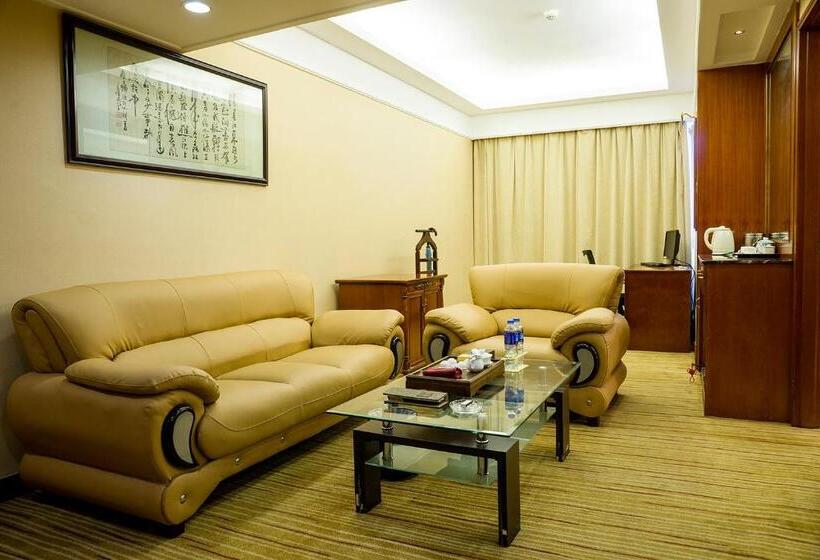 سوییت, Sunshine Holiday Hotel Fuzhou