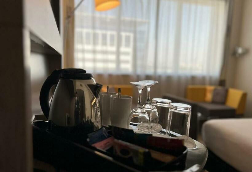 Номер Executive, Novotel World Trade Centre Dubai